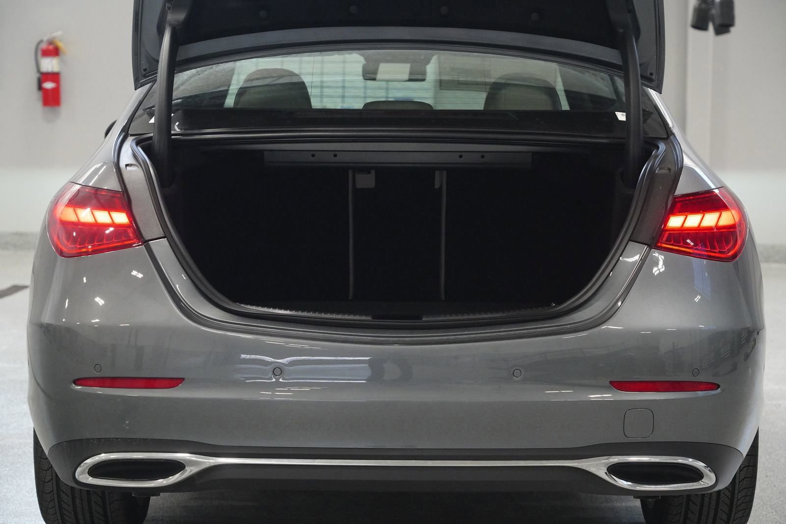 New 2026 Mercedes-Benz C 300 4MATIC Sedan image 32