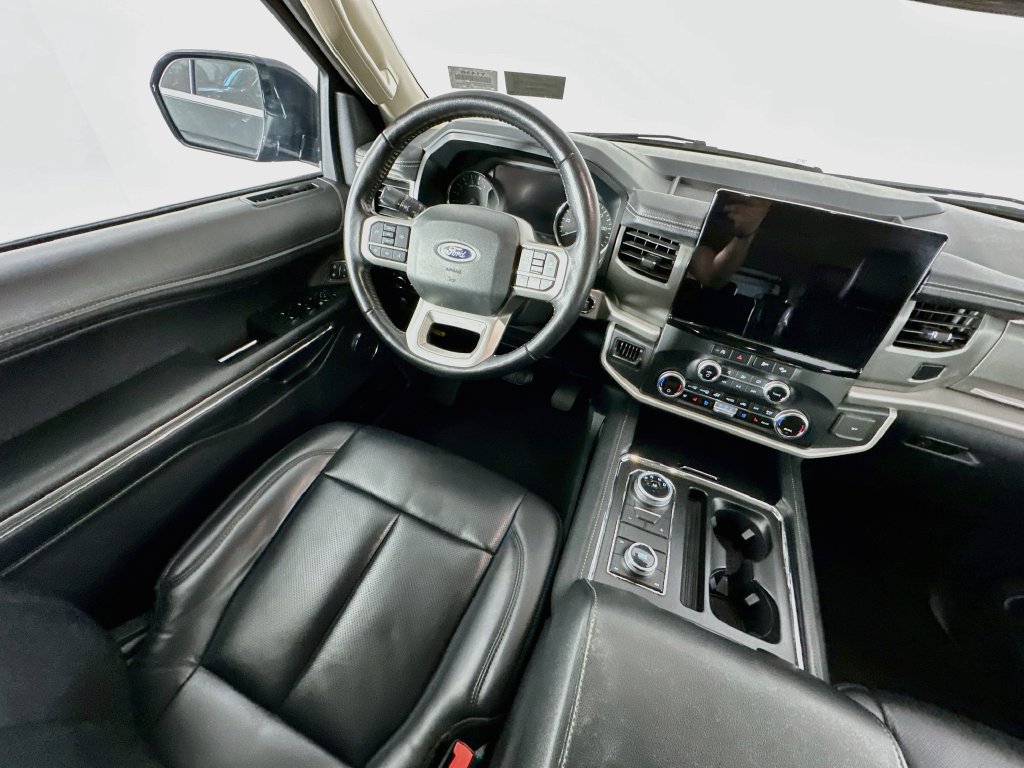 Used 2023 Ford Expedition Max XLT AWD/4WD image 9