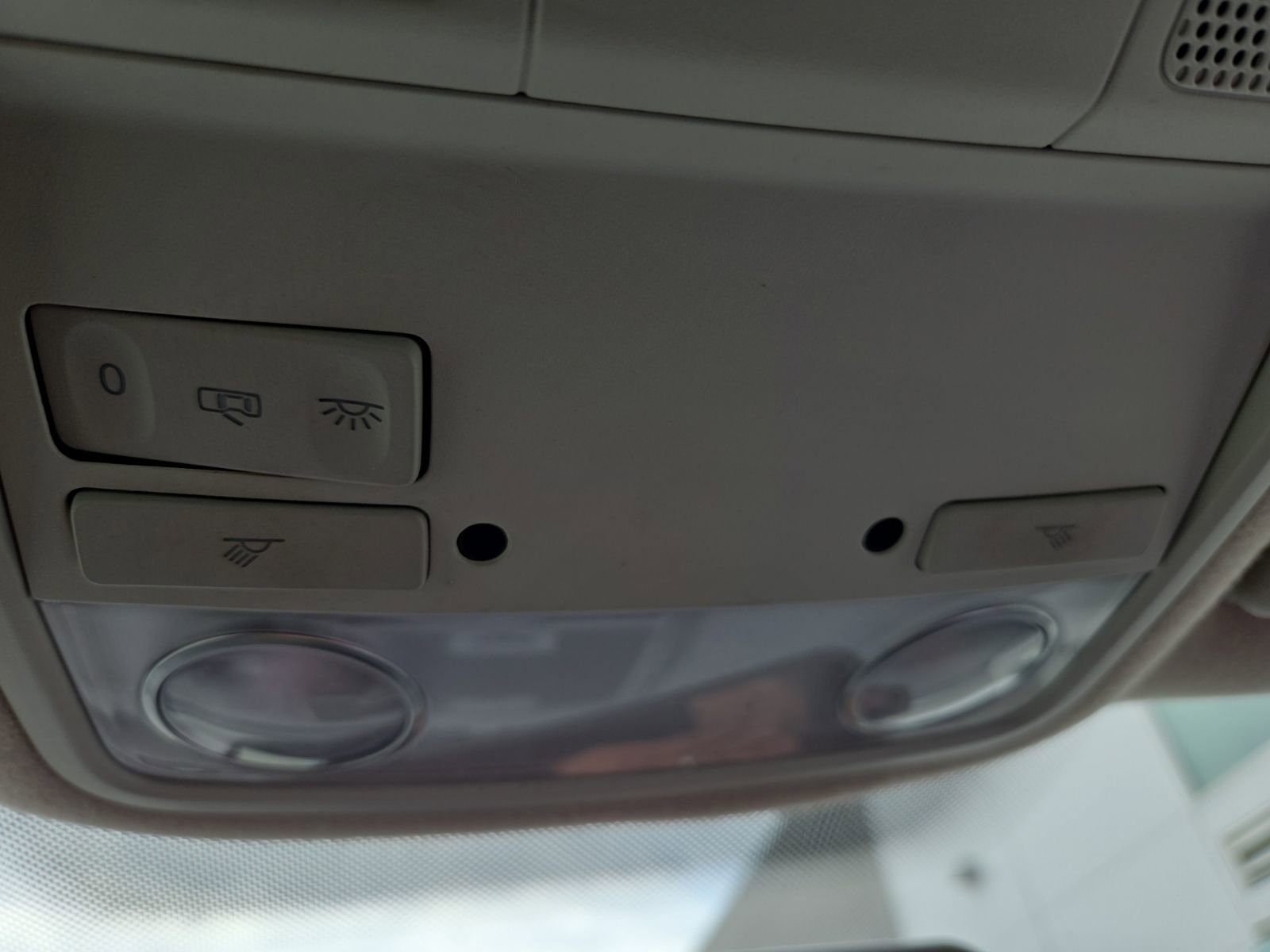 Used 2009 Volkswagen Rabbit S image 28