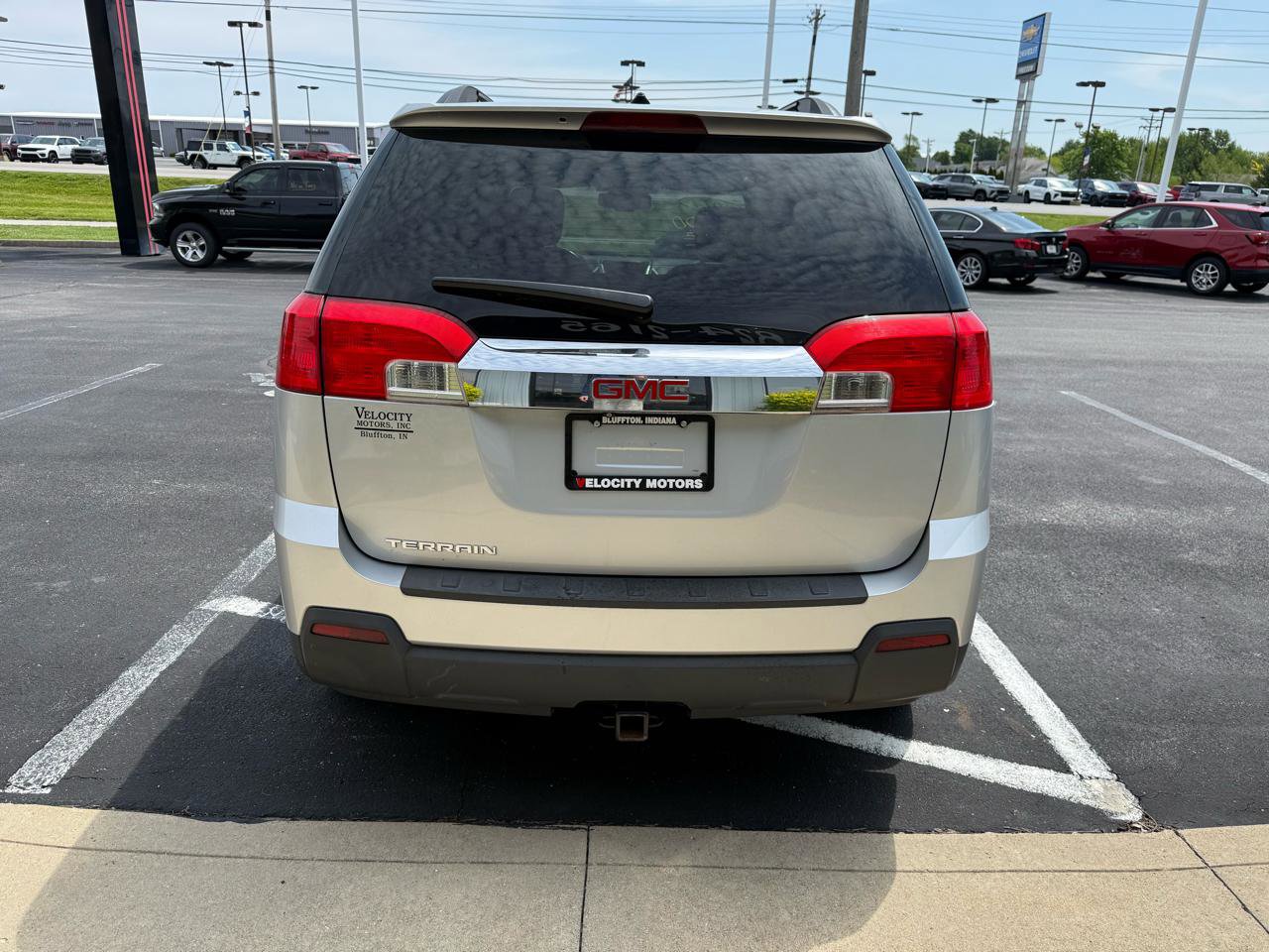 Used 2014 GMC Terrain SLE w/ Convenience Package FWD image 4