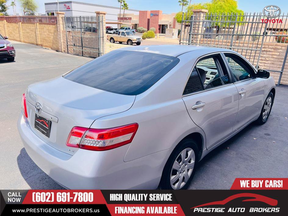 Used 2010 Toyota Camry FWD image 19