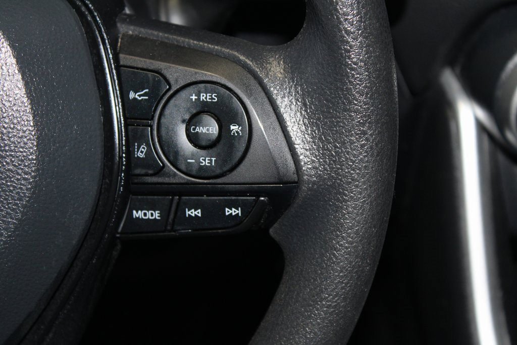 Used 2023 Toyota RAV4 LE image 20