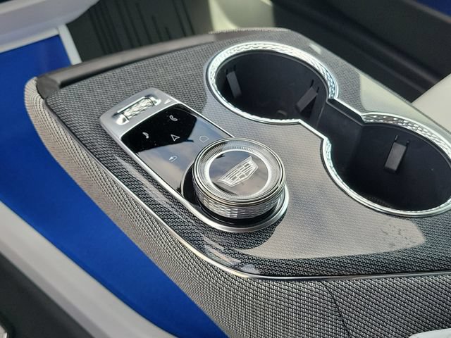 New 2027 Cadillac Optiq Sport w/ LPO, Floor Liner Package AWD/4WD image 19