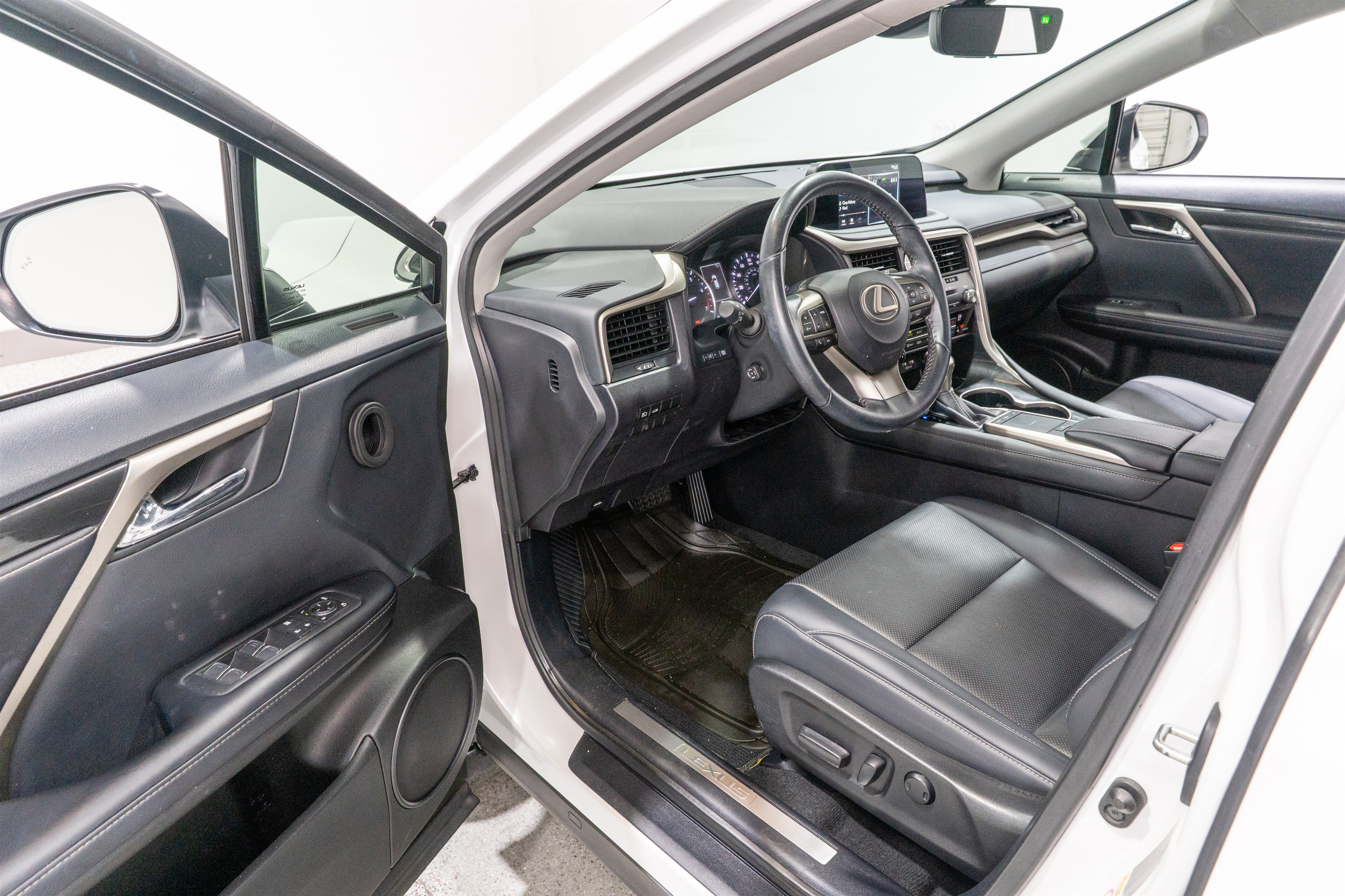 Used 2020 Lexus RX 350 FWD w/ Accessory Package image 12