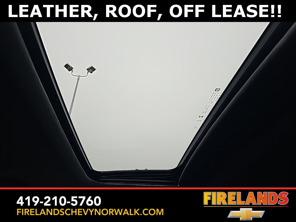 Certified 2025 Chevrolet Trax RS w/ Sunroof Package image 36