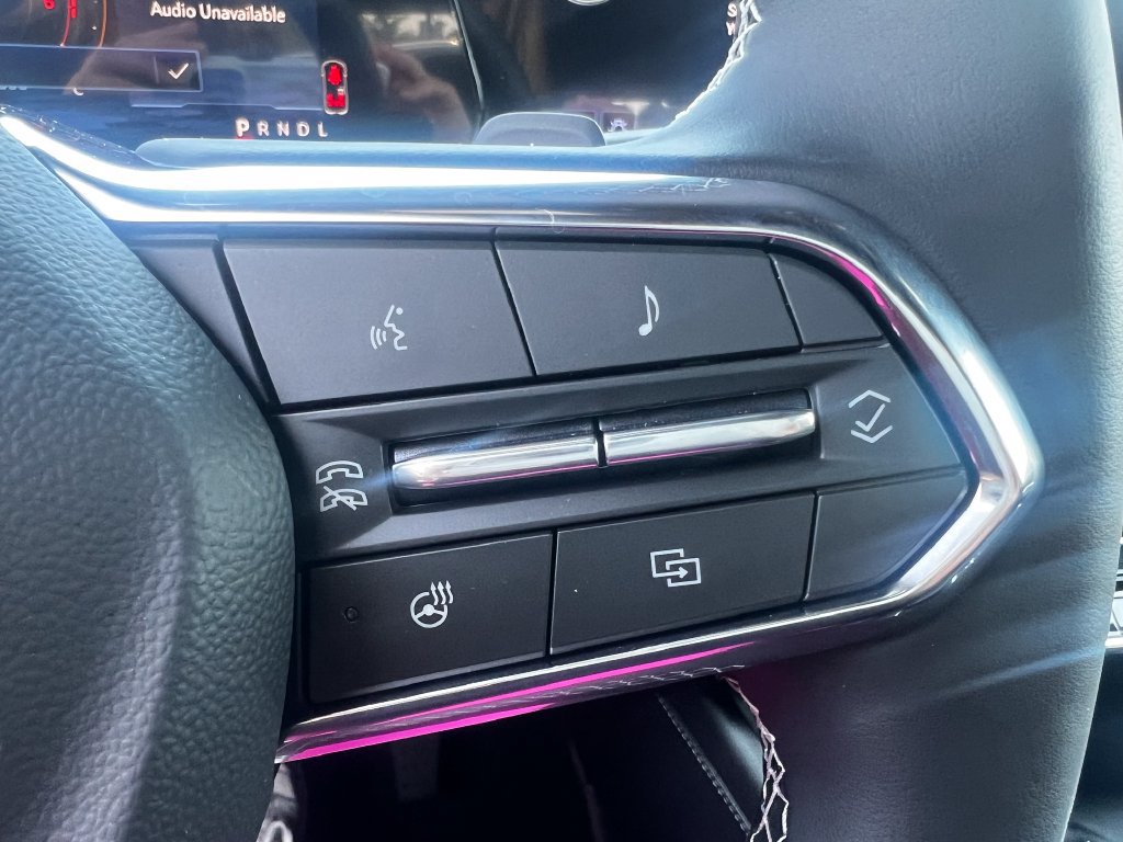 New 2026 Chevrolet Traverse LT w/ Midnight/Sport Edition FWD image 6