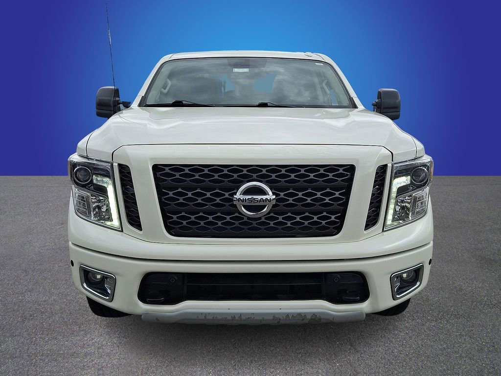 Used 2019 Nissan Titan PRO-4X w/ Pro-4x Convenience Package AWD/4WD image 2