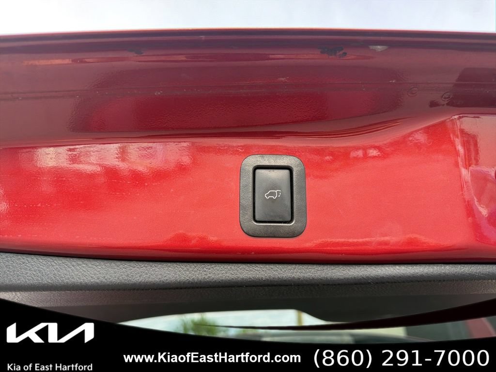 Used 2019 Toyota Highlander SE AWD/4WD image 17