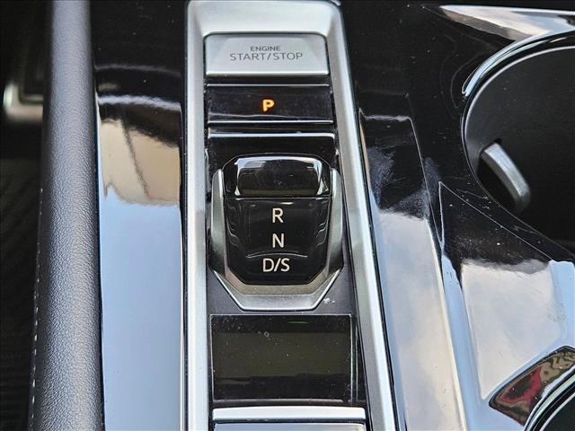 Used 2024 Volkswagen Atlas SEL Premium R-Line AWD/4WD image 12