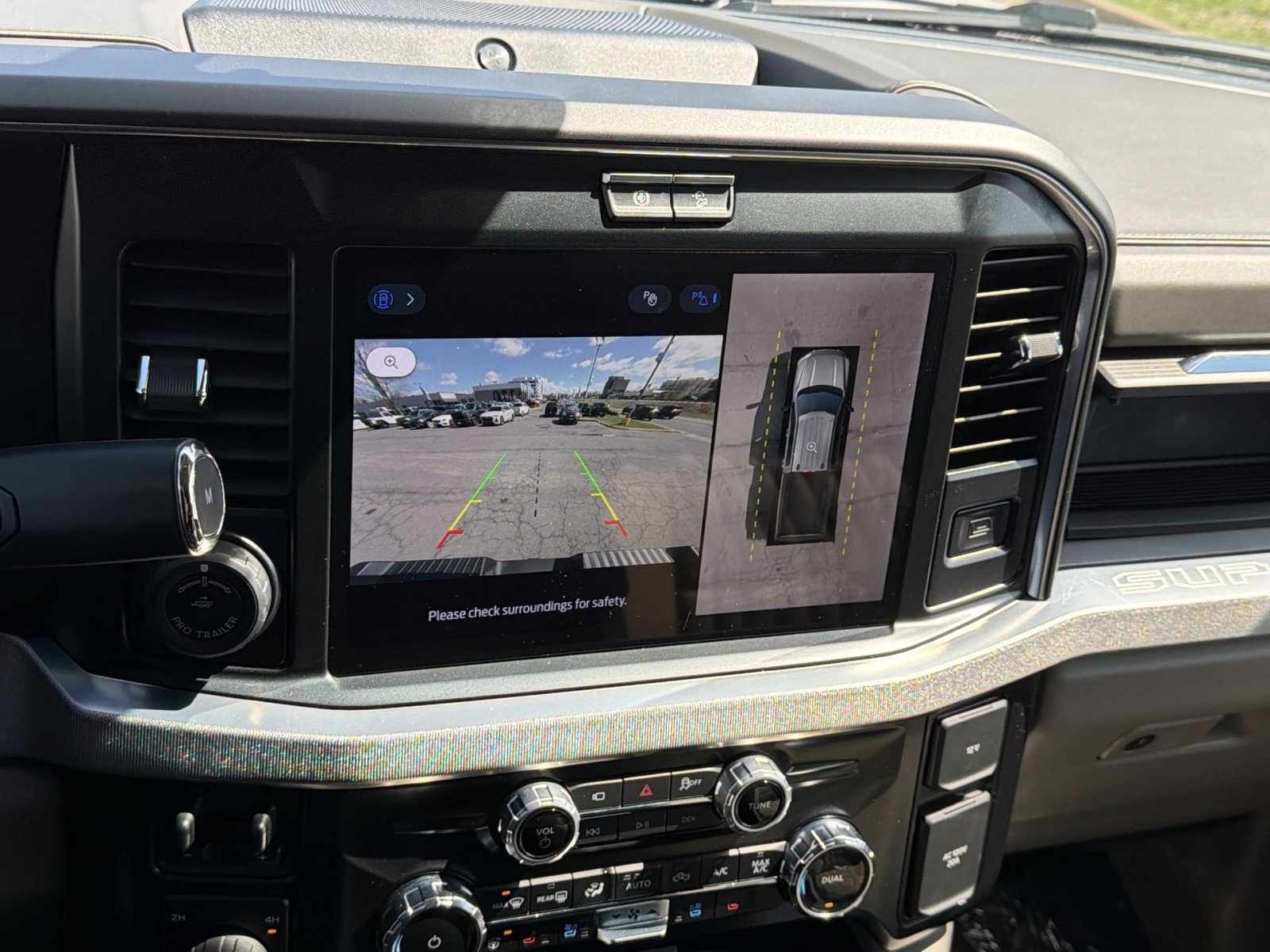 Used 2025 Ford F450 Platinum w/ Platinum Plus Package image 19