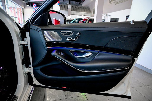 Used 2019 Mercedes-Benz S 63 AMG S 4MATIC Sedan image 33