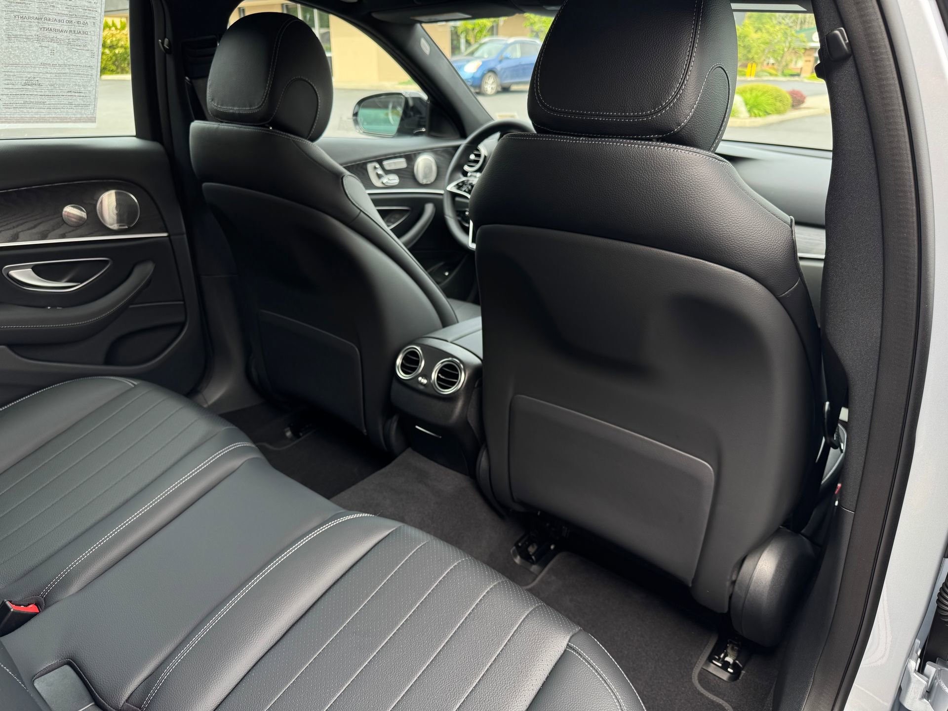 Used 2023 Mercedes-Benz E 350 Sedan image 36