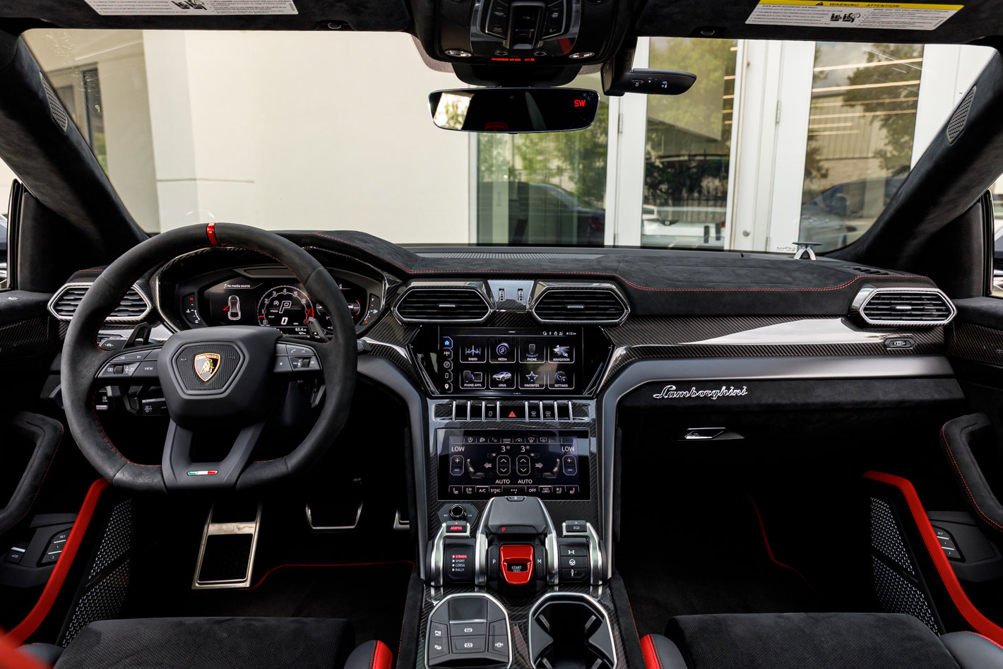 Used 2023 Lamborghini Urus Performante image 36