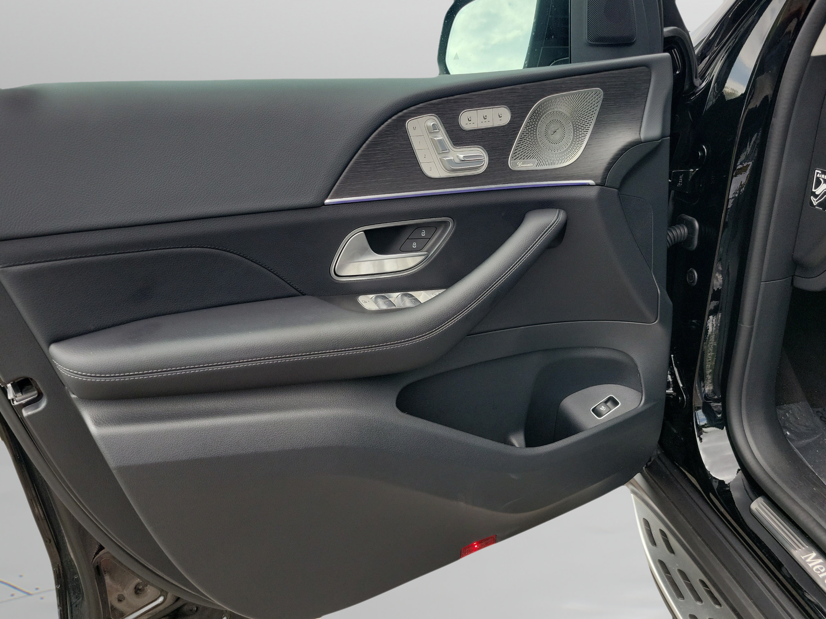 Certified 2026 Mercedes-Benz GLS 450 4MATIC image 16