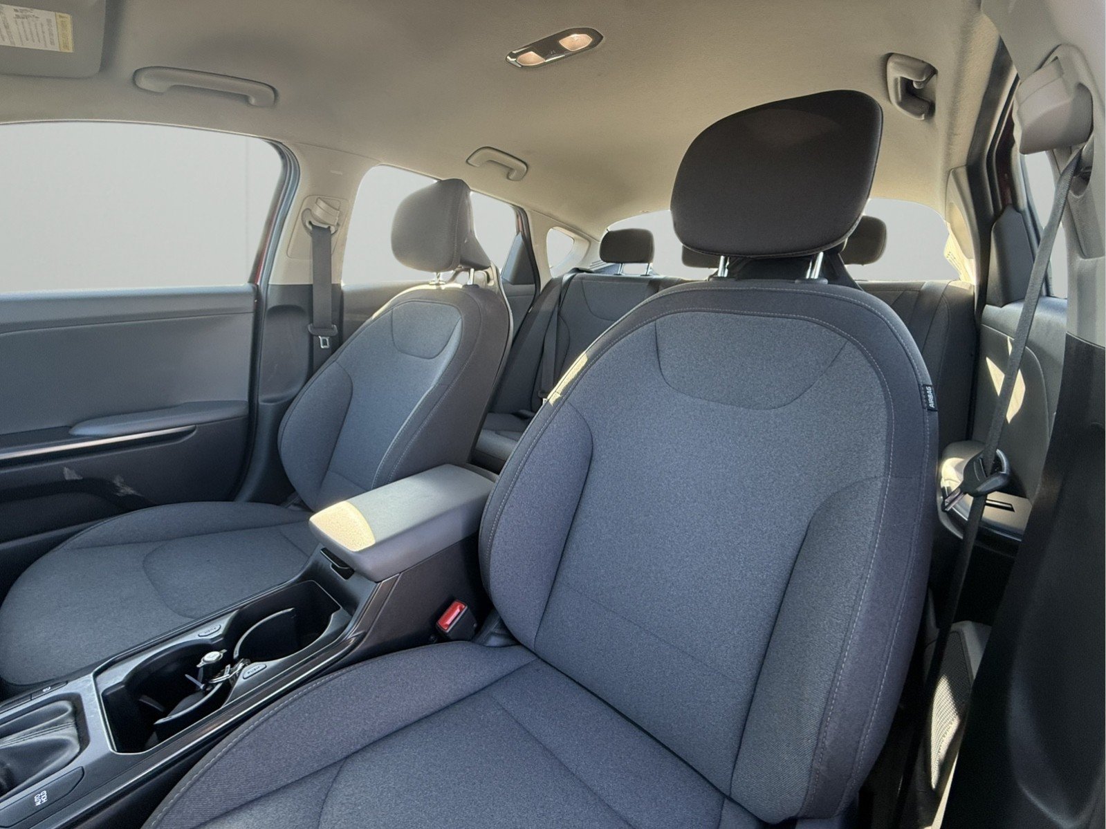 Used 2025 Kia K4 FWD image 10