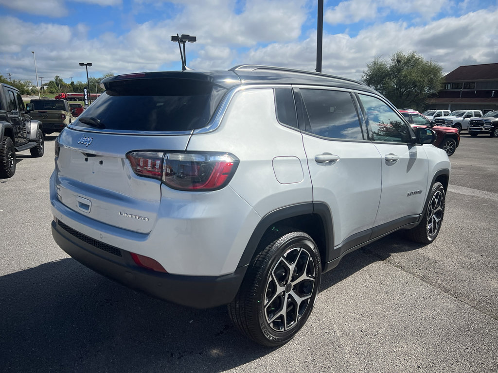 New 2026 Jeep Compass Limited image 5