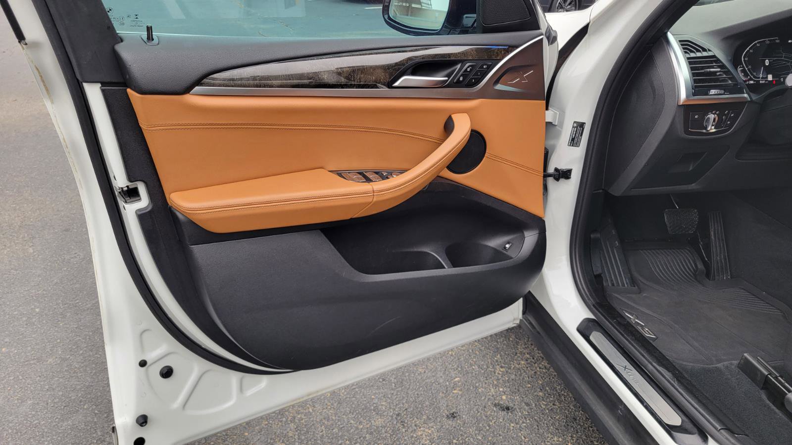 Used 2020 BMW X3 xDrive30e w/ Convenience Package image 18