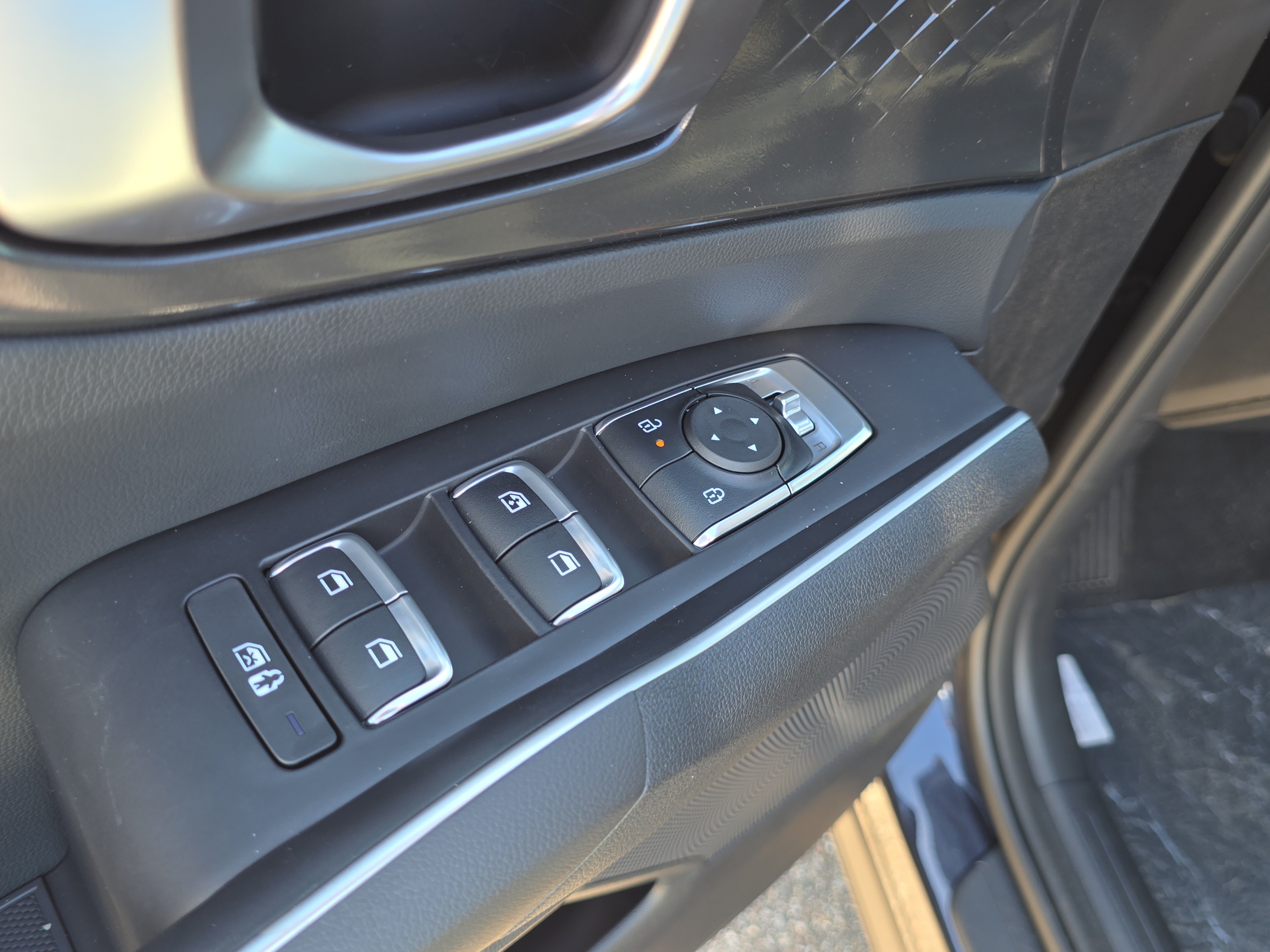 New 2026 Kia Sorento LX FWD image 19