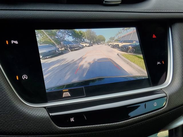 Certified 2024 Cadillac XT6 Luxury FWD image 28