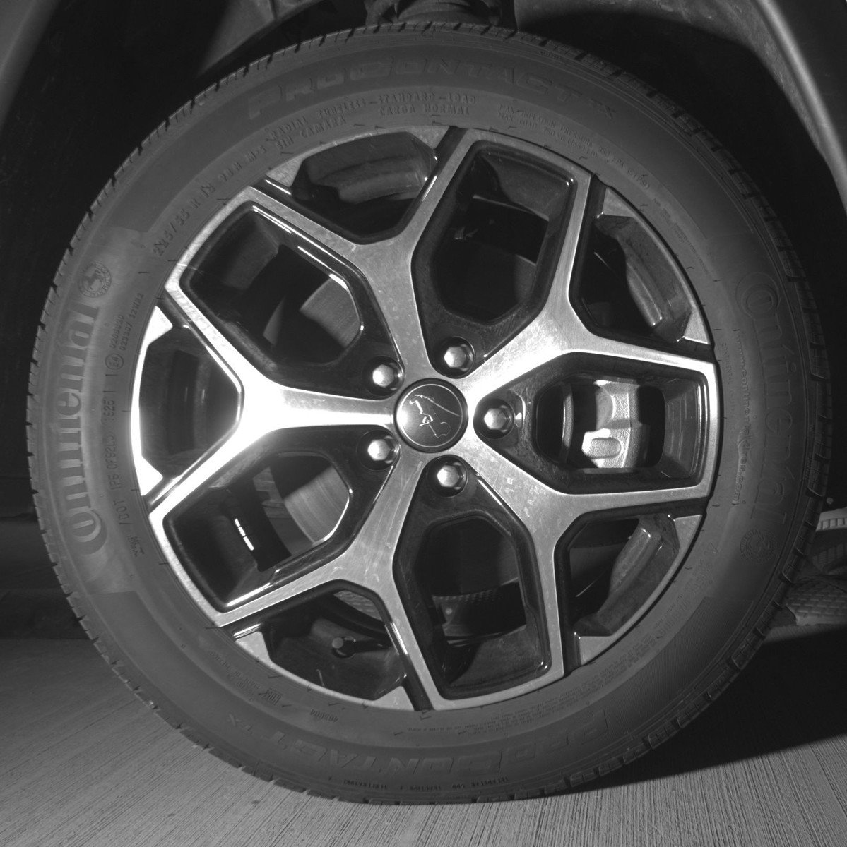 Used 2025 Jeep Compass Limited image 13