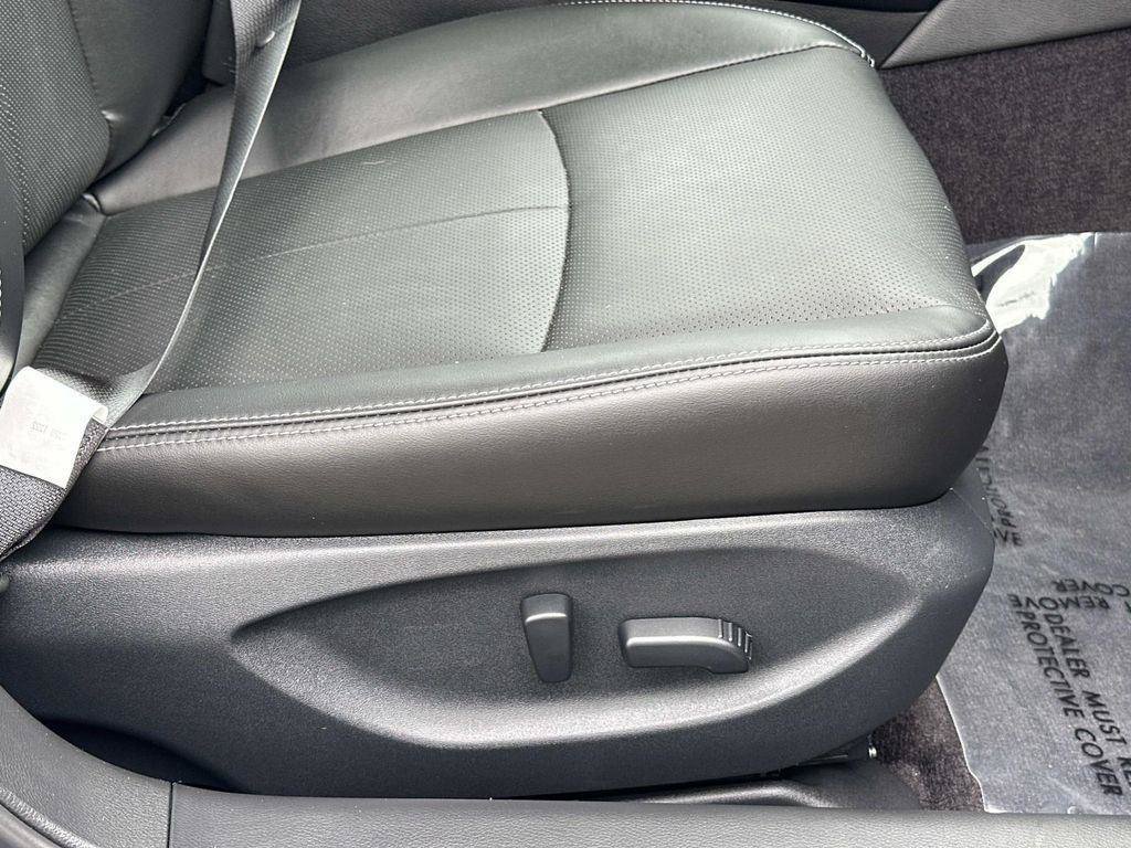 Used 2024 INFINITI Q50 Luxe w/ Cargo Package RWD image 41