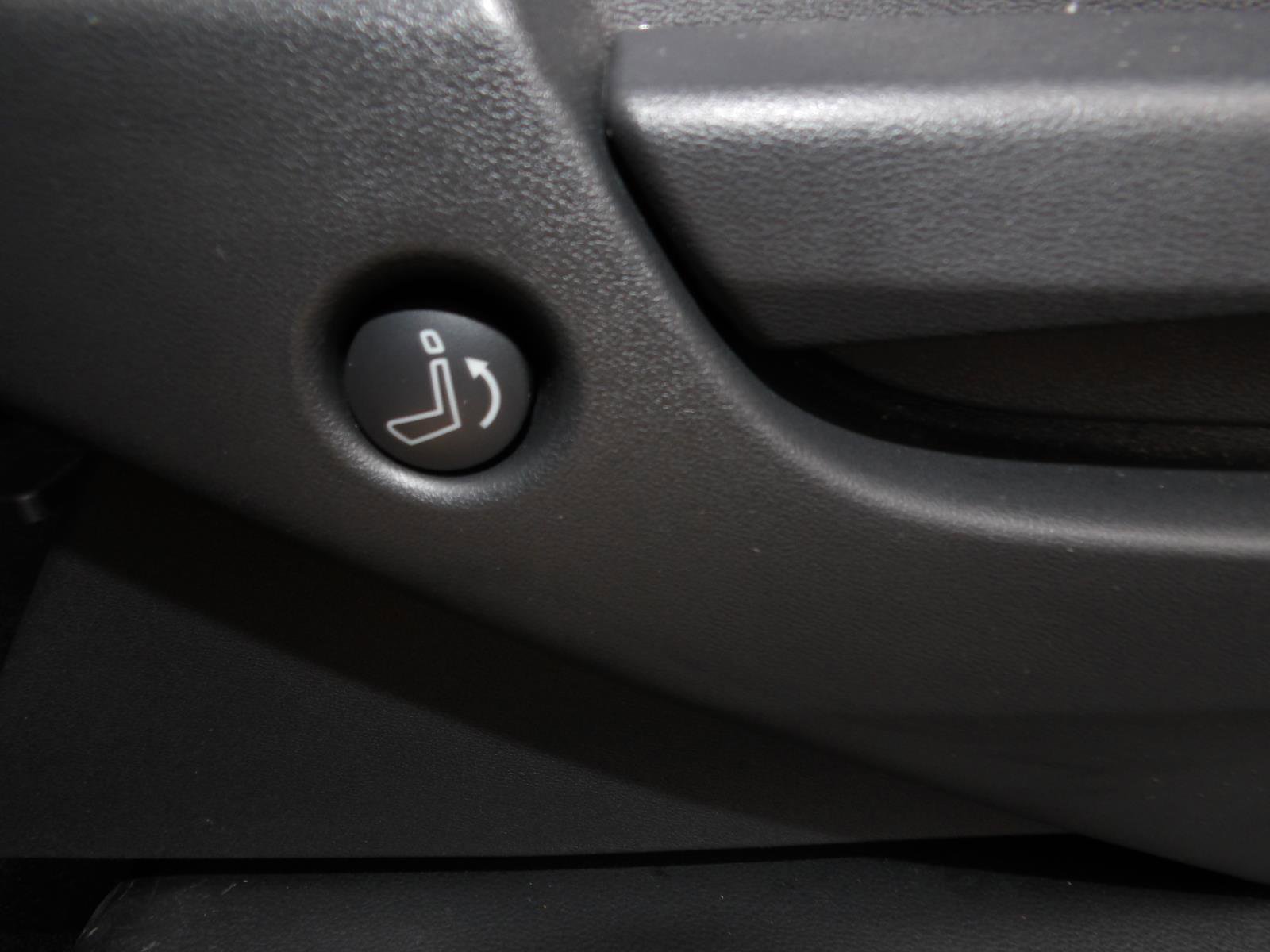 Certified 2023 Nissan Pathfinder SL image 25