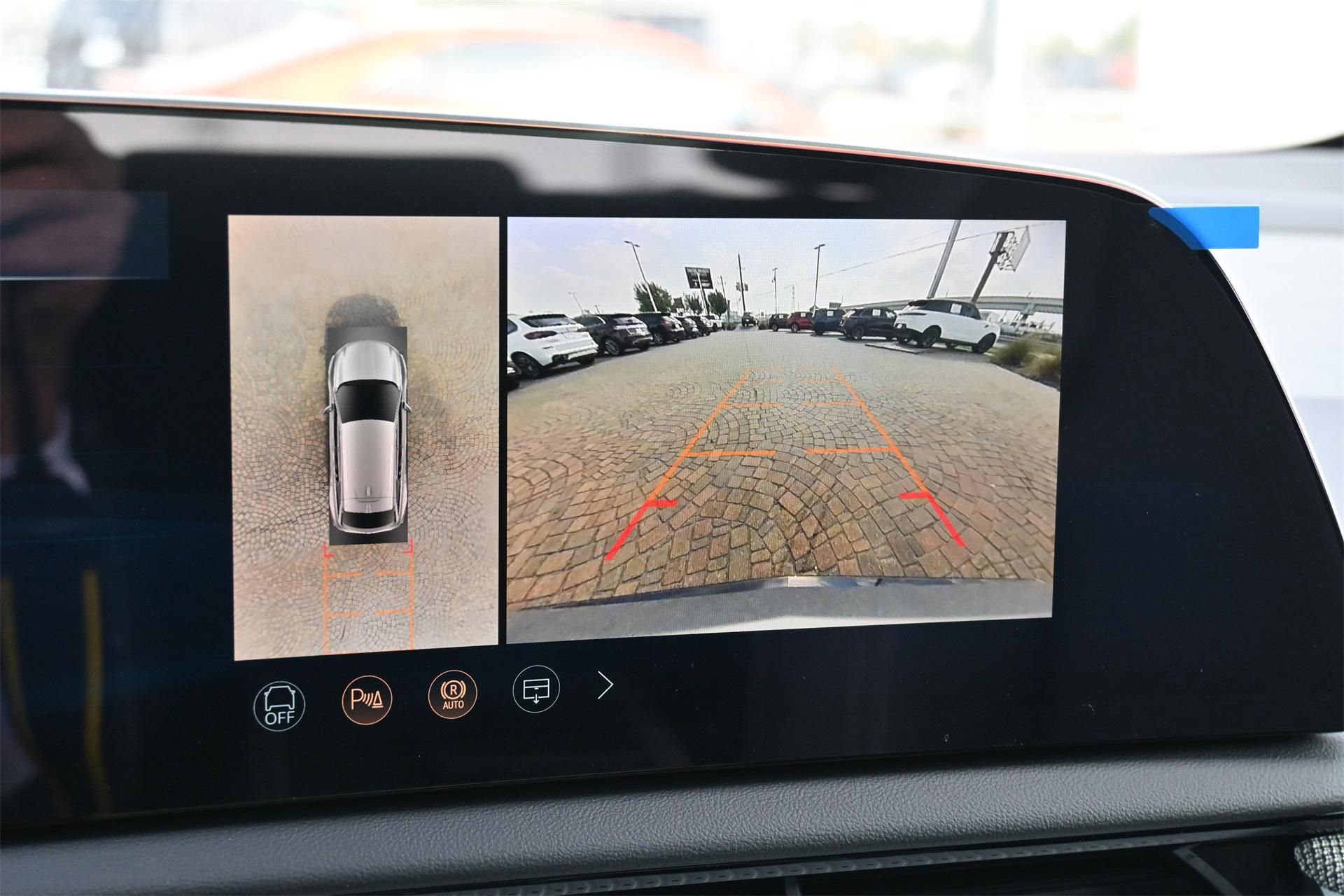 New 2026 Cadillac Optiq Sport 1 w/ LPO, Floor Liner Package image 13