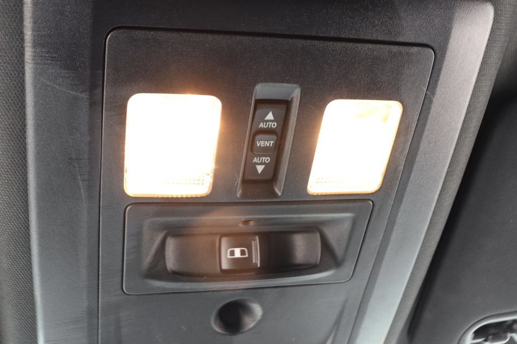 Used 2018 RAM 1500 Rebel w/ Luxury Group AWD/4WD image 28