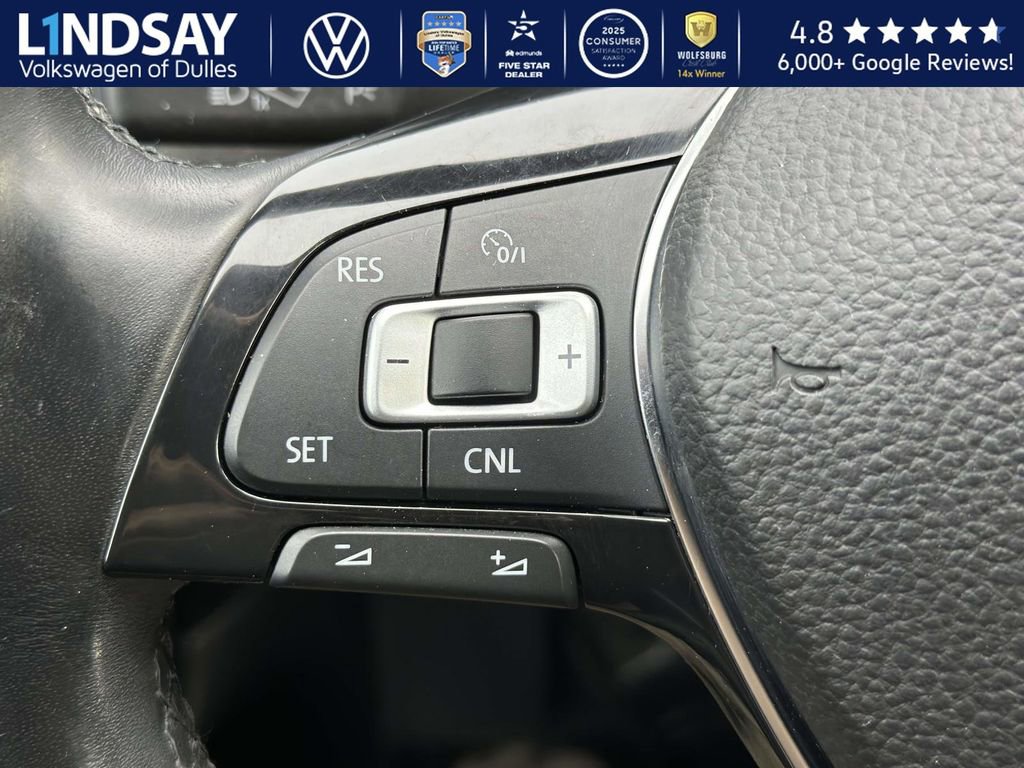 Used 2017 Volkswagen Passat 1.8T SE image 17