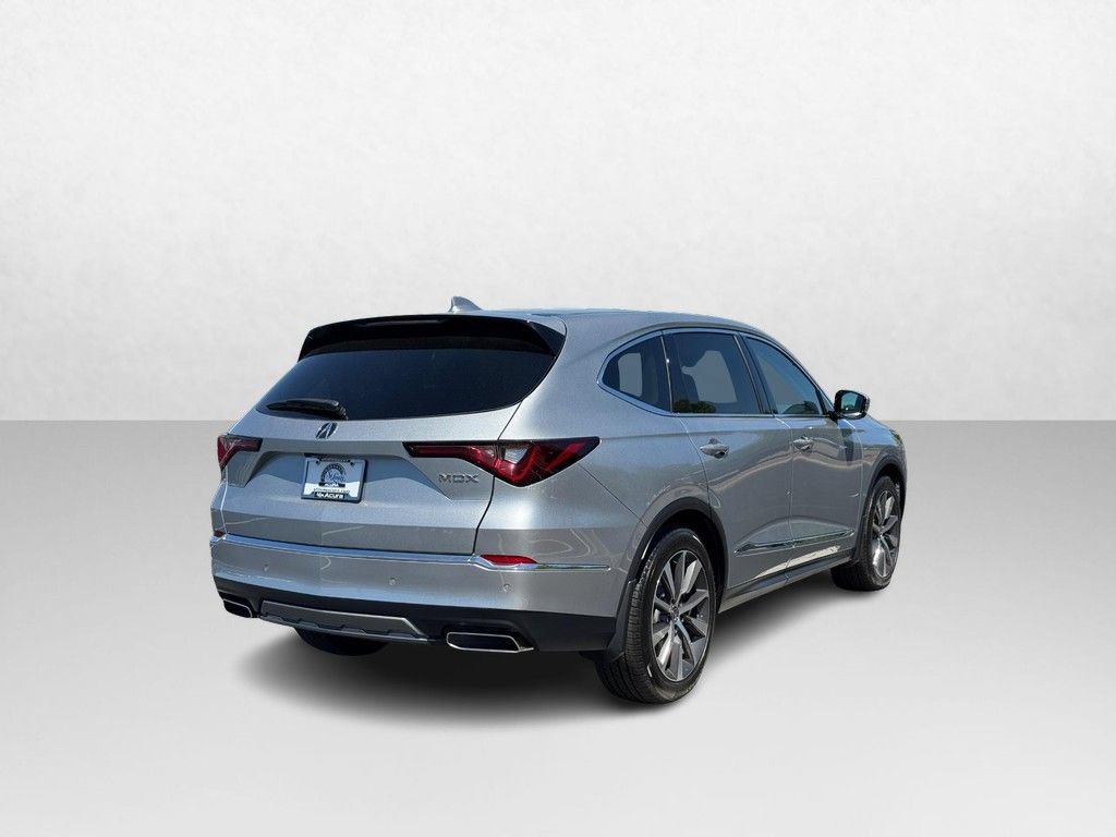 Certified 2026 Acura MDX w/ Technology Package FWD image 7