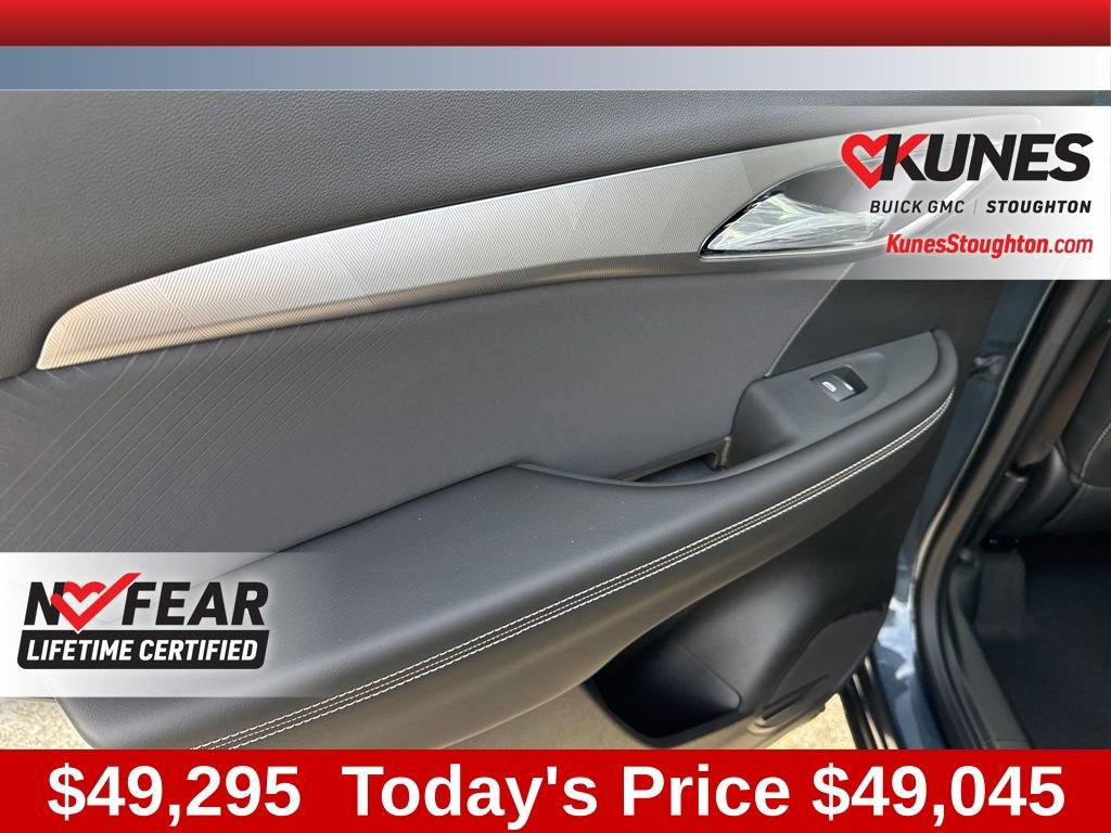 New 2026 Buick Envision Sport Touring image 32