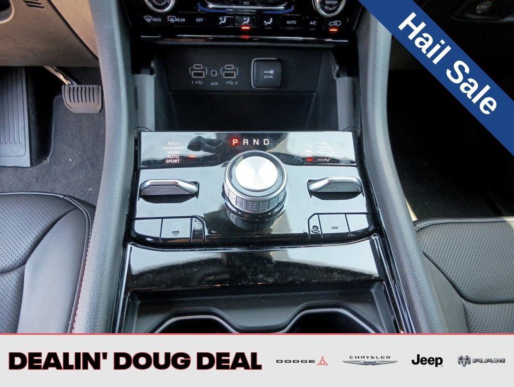 New 2024 Jeep Grand Cherokee Overland AWD/4WD image 24