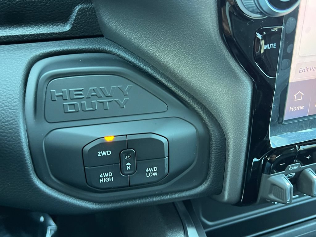 New 2026 RAM 3500 Big Horn AWD/4WD image 27