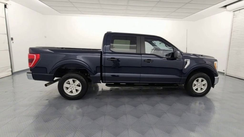 Used 2022 Ford F150 XLT w/ Trailer Tow Package image 9