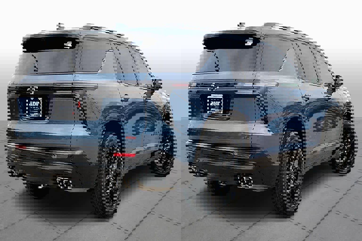 Used 2024 Chevrolet Traverse RS image 12