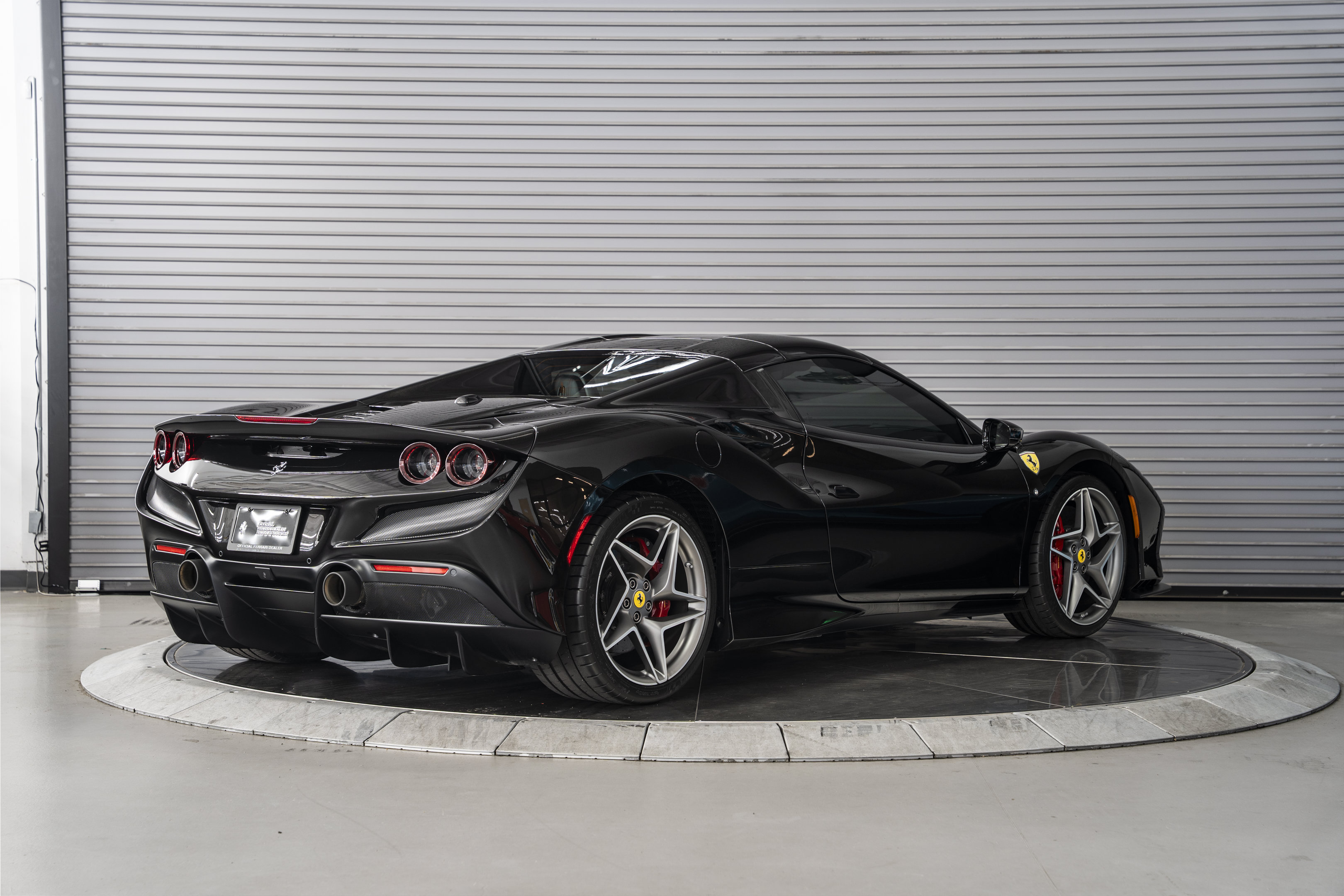 Used 2022 Ferrari F8 Tributo RWD image 12