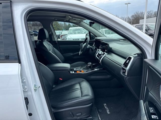 Certified 2023 Kia Sorento SX image 10