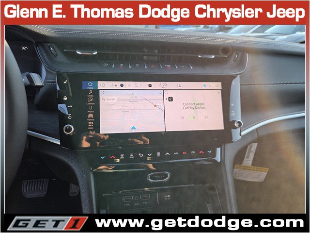 New 2027 Jeep Grand Cherokee Altitude RWD image 9