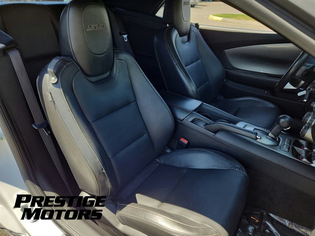 Used 2011 Chevrolet Camaro SS w/ RS Package RWD image 29