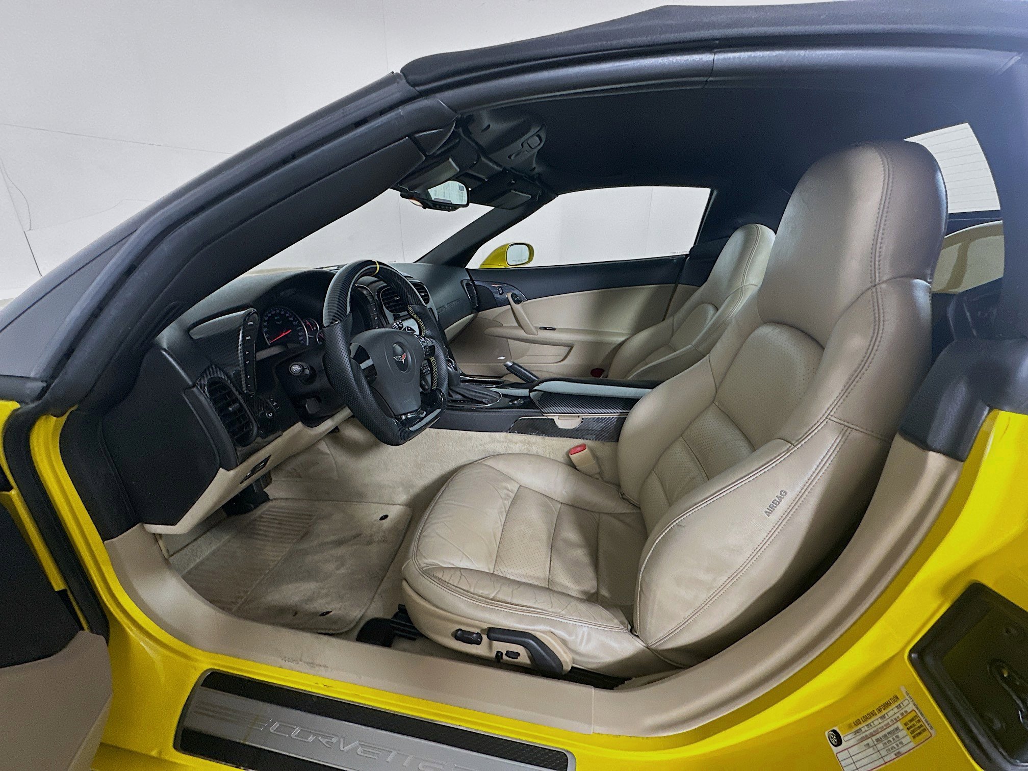 Used 2008 Chevrolet Corvette Convertible w/ Preferred Equipment Group image 13