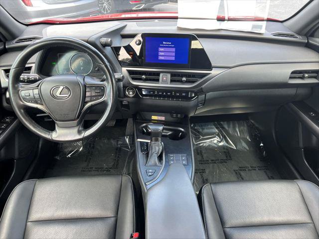 Certified 2024 Lexus UX 250h F Sport FWD image 22