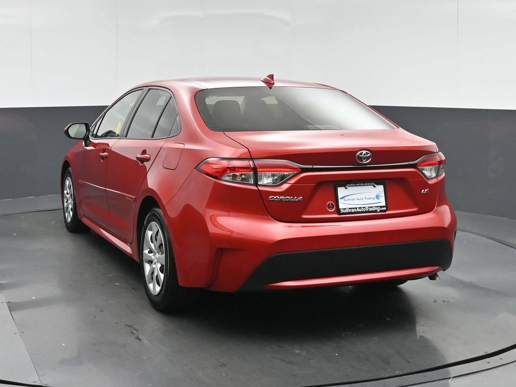 Used 2021 Toyota Corolla LE FWD image 5