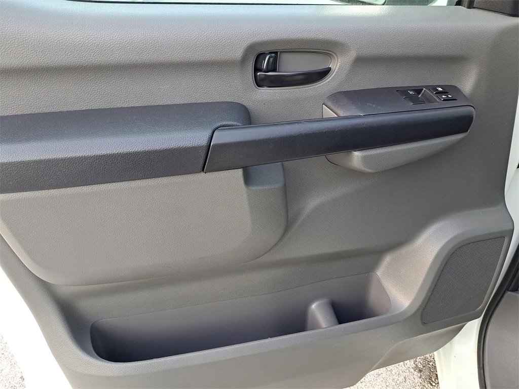 Used 2020 Nissan NV 1500 S image 13