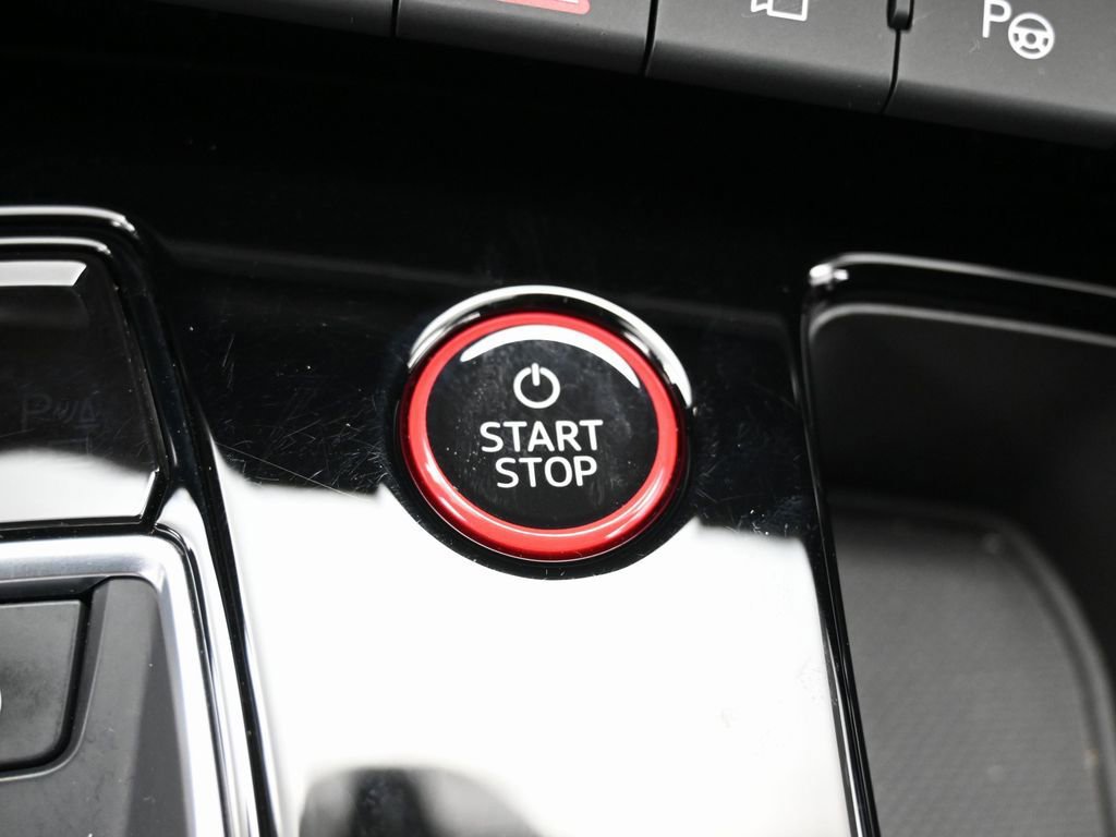 Used 2023 Audi RS e-tron GT w/ Carbon Performance Package image 30