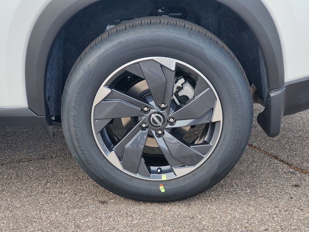 New 2026 Nissan Rogue SV w/ Cold Weather Package image 5
