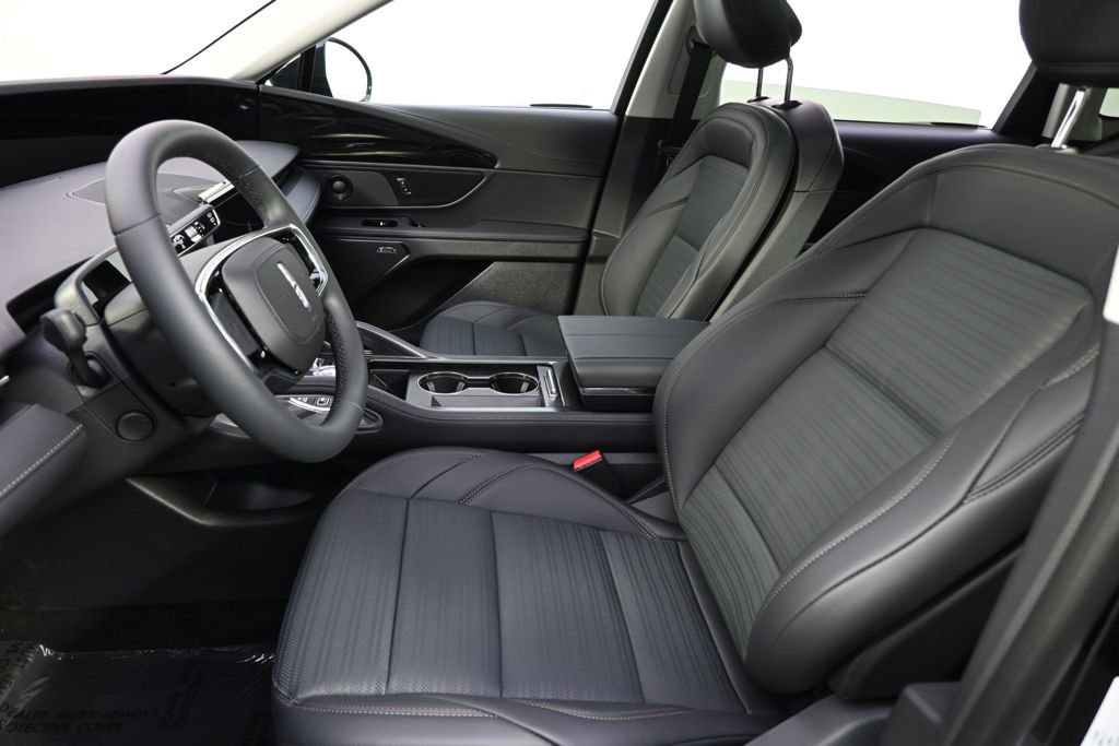 New 2026 Lincoln Nautilus Reserve w/ Jet Appearance Package AWD/4WD image 13