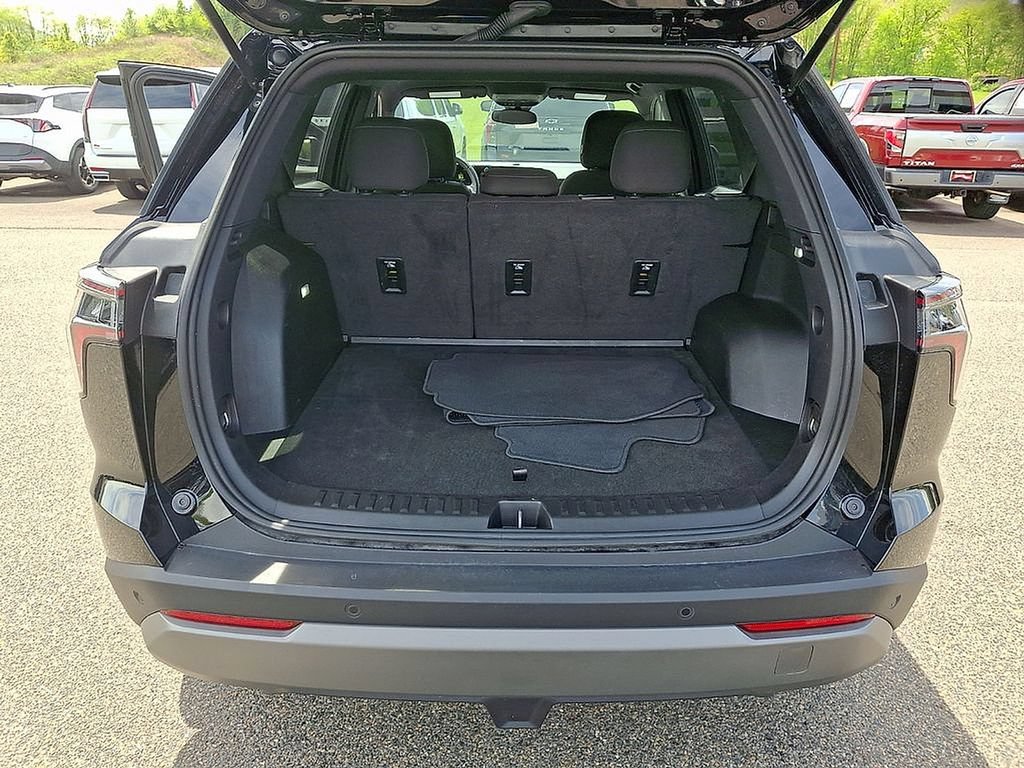 Used 2025 Chevrolet Equinox LT AWD/4WD image 29