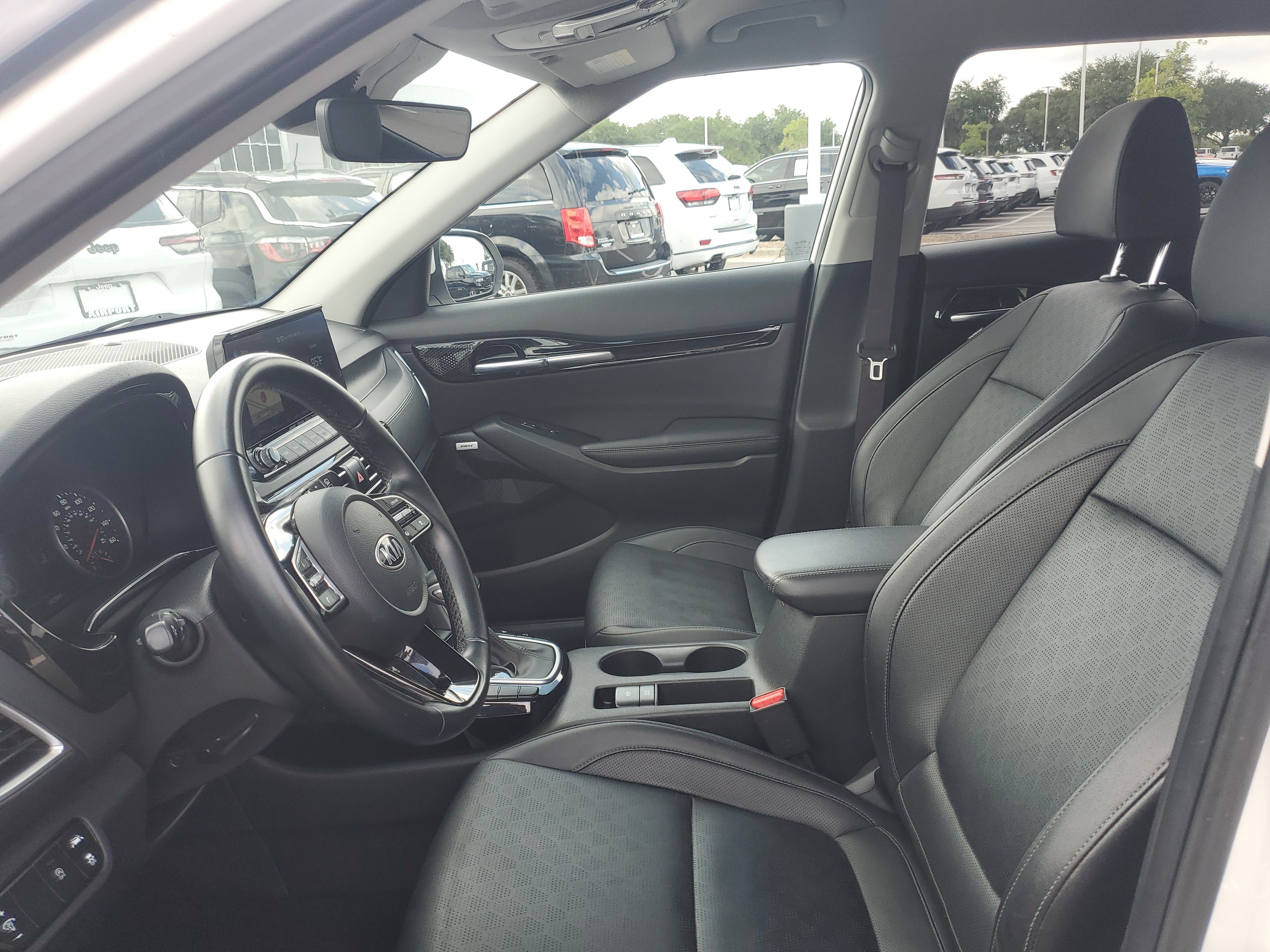 Used 2021 Kia Seltos SX AWD/4WD image 12