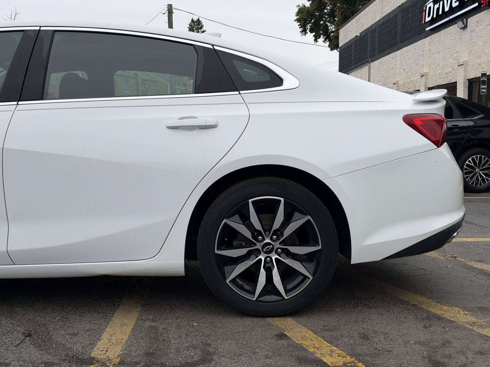 Used 2020 Chevrolet Malibu RS FWD image 4