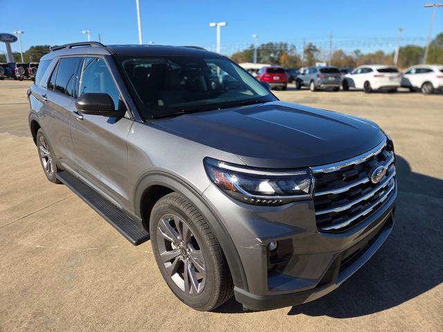 Used 2025 Ford Explorer Active w/ Active Comfort Package image 9